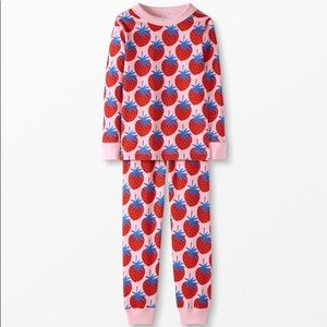NWT Hanna Andersson Long John Pajamas In Organic Cotton Super Strawberries 6